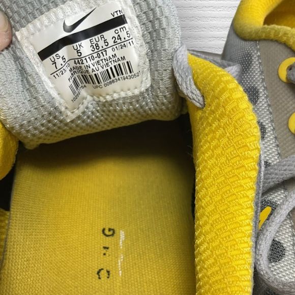 Nike Livestrong Women's Trainers Lunarshift Running Lightweight Size 7.5 - Picture 4 of 13